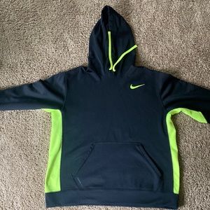 Nike Therma-Fit Hoodie